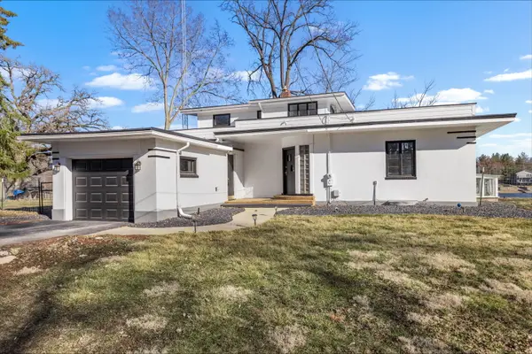 8239 Beach Drive, Rockford, IL 61103