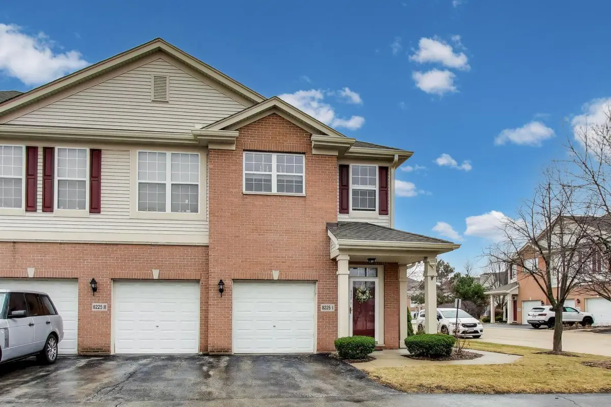8225 Concord Lane #I, Justice, IL 60458 - #1