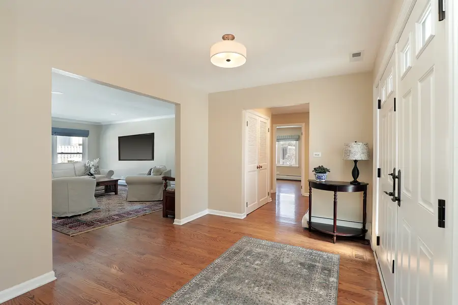 3806 Michael Lane, Glenview, IL 60026 - #2