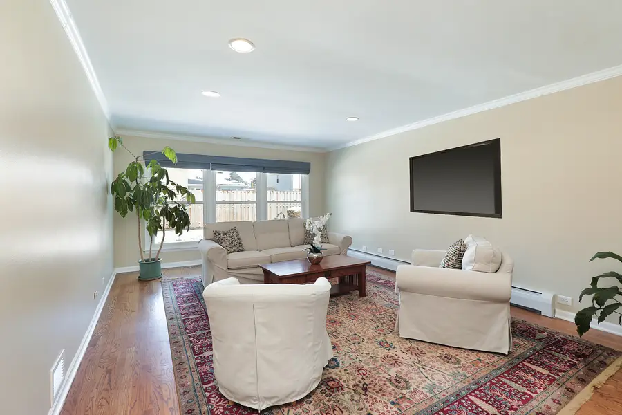 3806 Michael Lane, Glenview, IL 60026 - #3