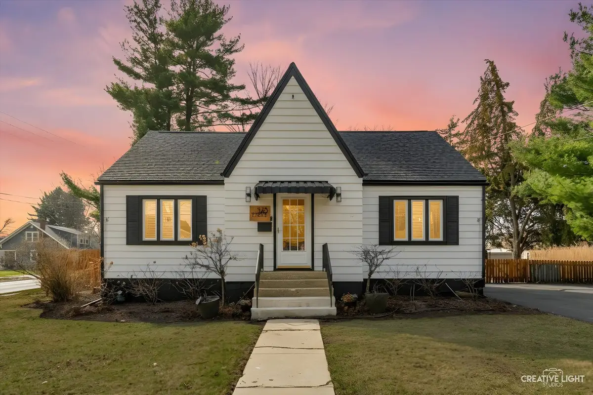 328 E Lee Street, Plano, IL 60545 - #1