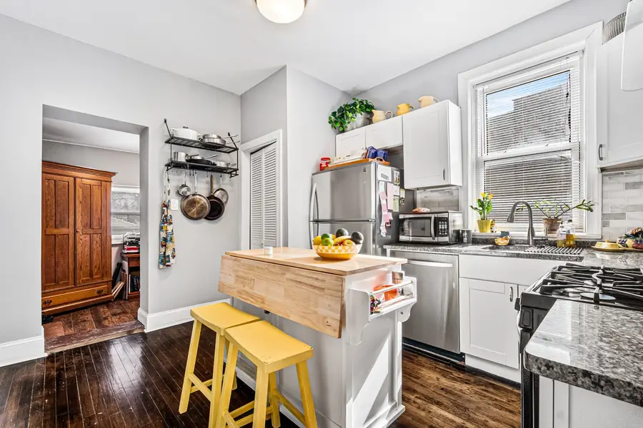 4021 N Whipple Street, Chicago, IL 60618 - #3