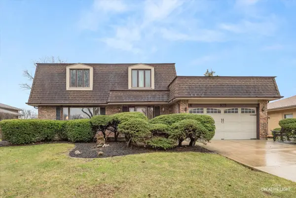 825 Columbia Lane, Darien, IL 60561