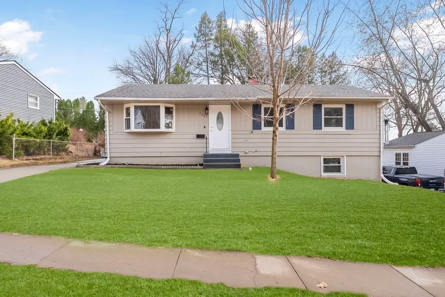 2627 Westwood Place, Davenport, IA 52804 - #2