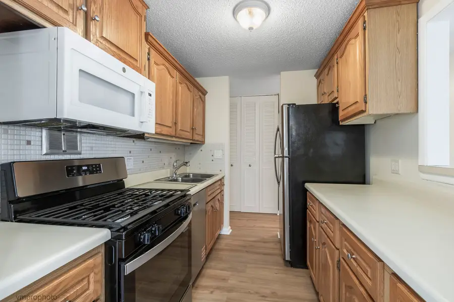 1116 S New Wilke Road #2209, Arlington Heights, IL 60005 - #3