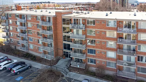 2200 S Stewart Avenue #3J, Lombard, IL 60148