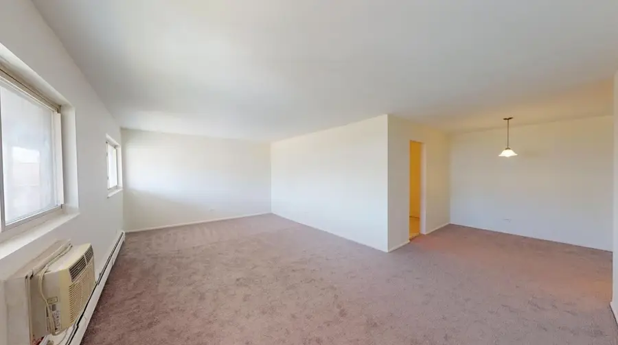 693 E Fullerton Avenue #203, Glendale Heights, IL 60139 - #2