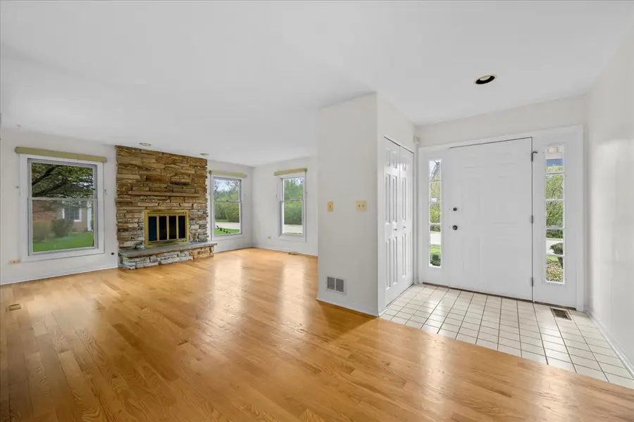 17 Sommerset Lane, Lincolnshire, IL 60069 - #3