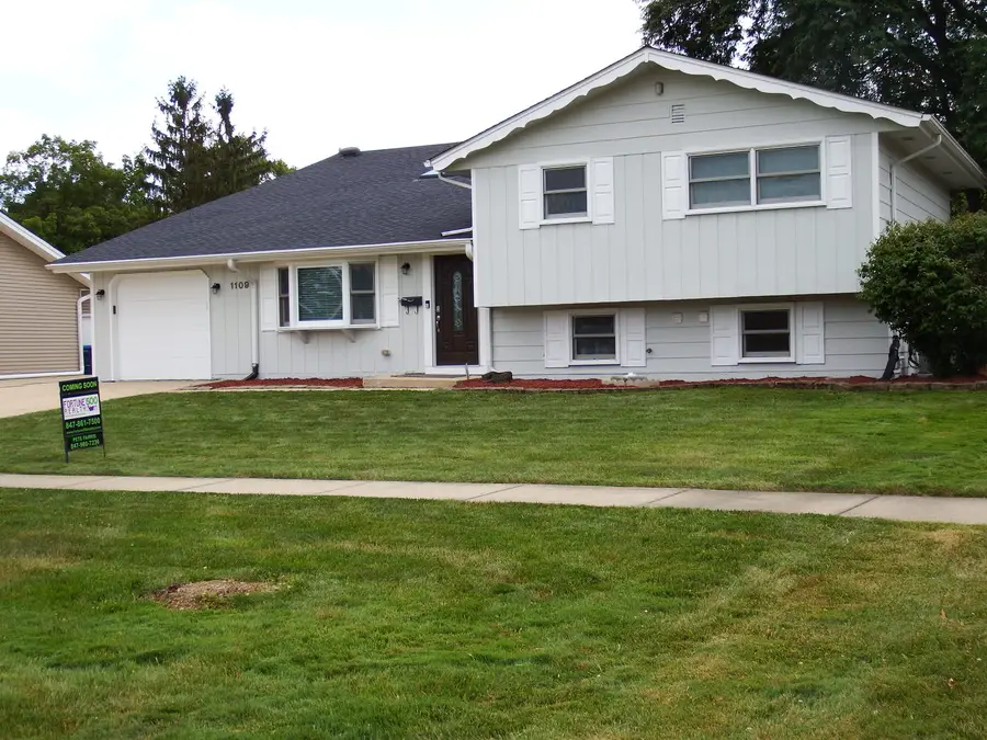 1109 W Weathersfield Way, Schaumburg, IL 60193 - #2