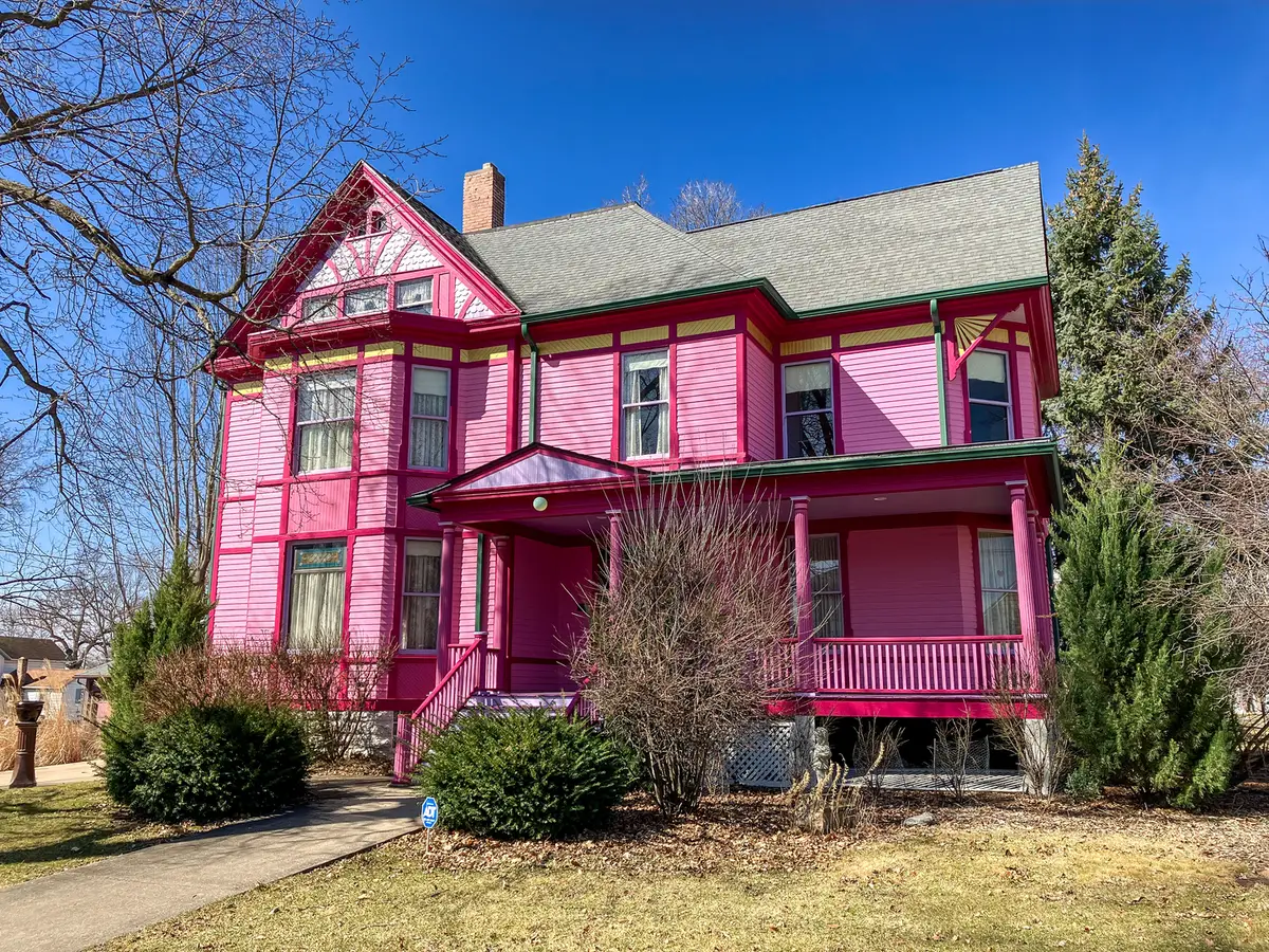 301 S Genesee Street, Morrison, IL 61270 - #1