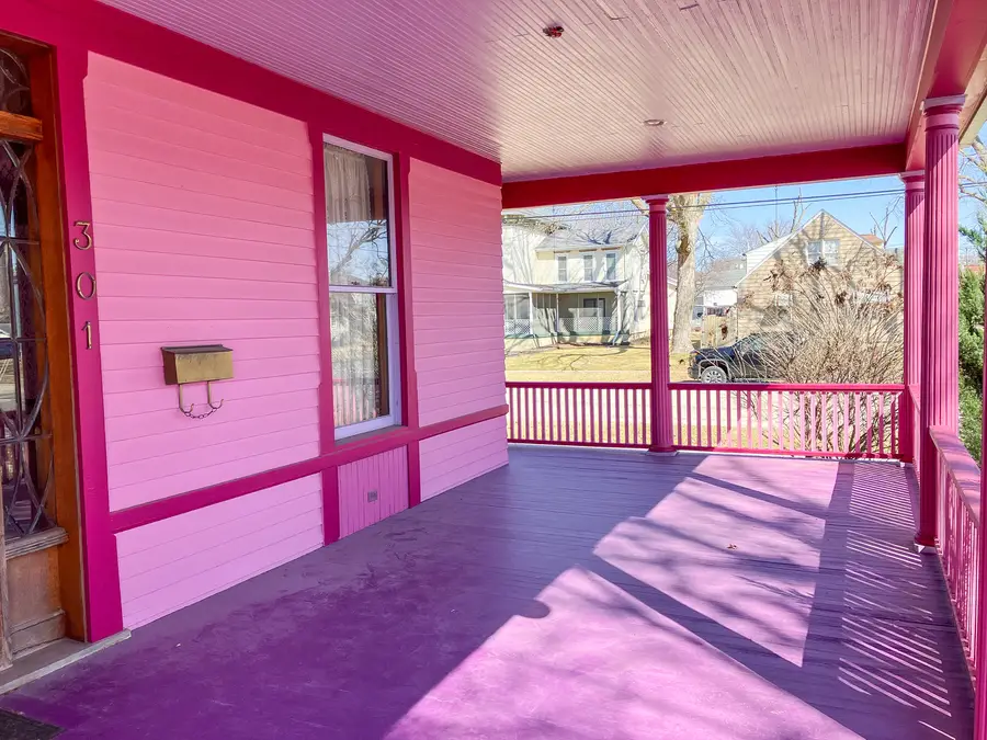 301 S Genesee Street, Morrison, IL 61270 - #3