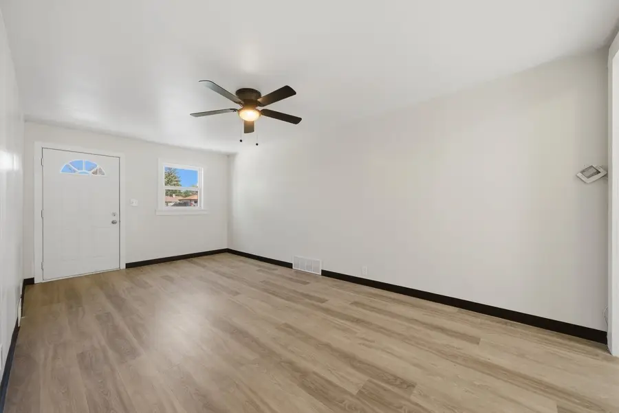 218 Hughes Avenue, Lockport, IL 60441 - #3