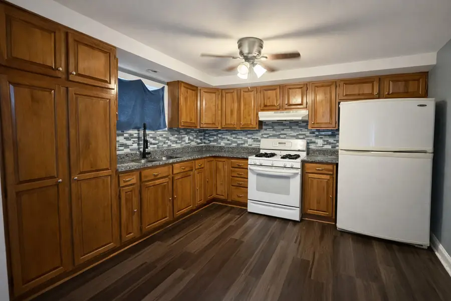 6509 W 83rd Street, Burbank, IL 60459 - #3