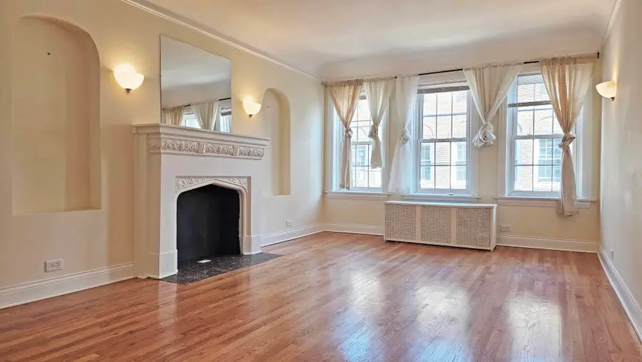 2333 W Farwell Avenue #3S, Chicago, IL 60645 - #3