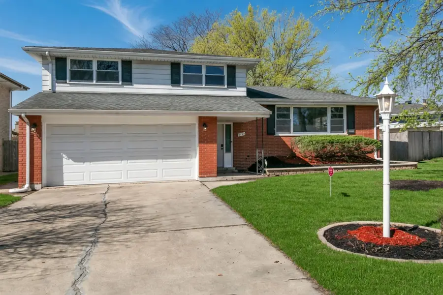 9204 Kedvale Avenue, Oak Lawn, IL 60453 - #2