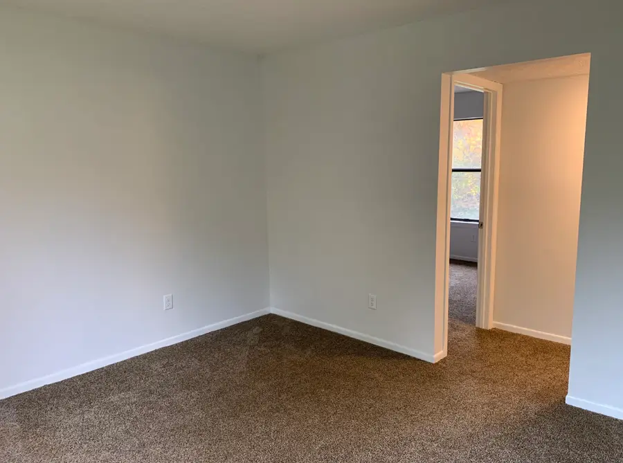 3920 W 13th Street, Davenport, IA 52804 - #3