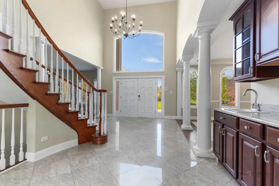 1 Enclave Way, Hawthorn Woods, IL 60047 - #2