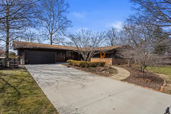 3301 S Prospect Avenue, Champaign, IL 61822