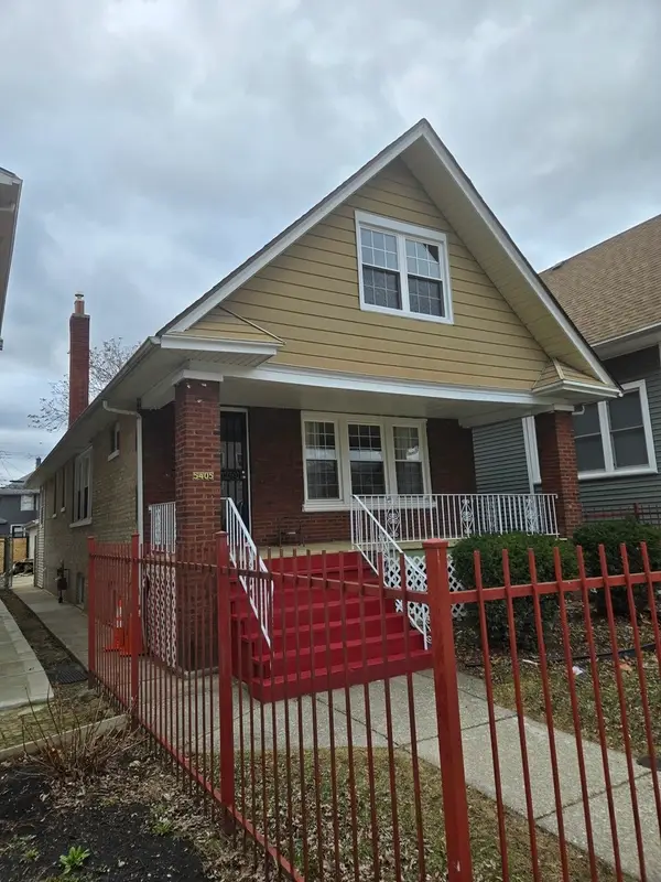 5405 W Haddon Avenue, Chicago, IL 60651