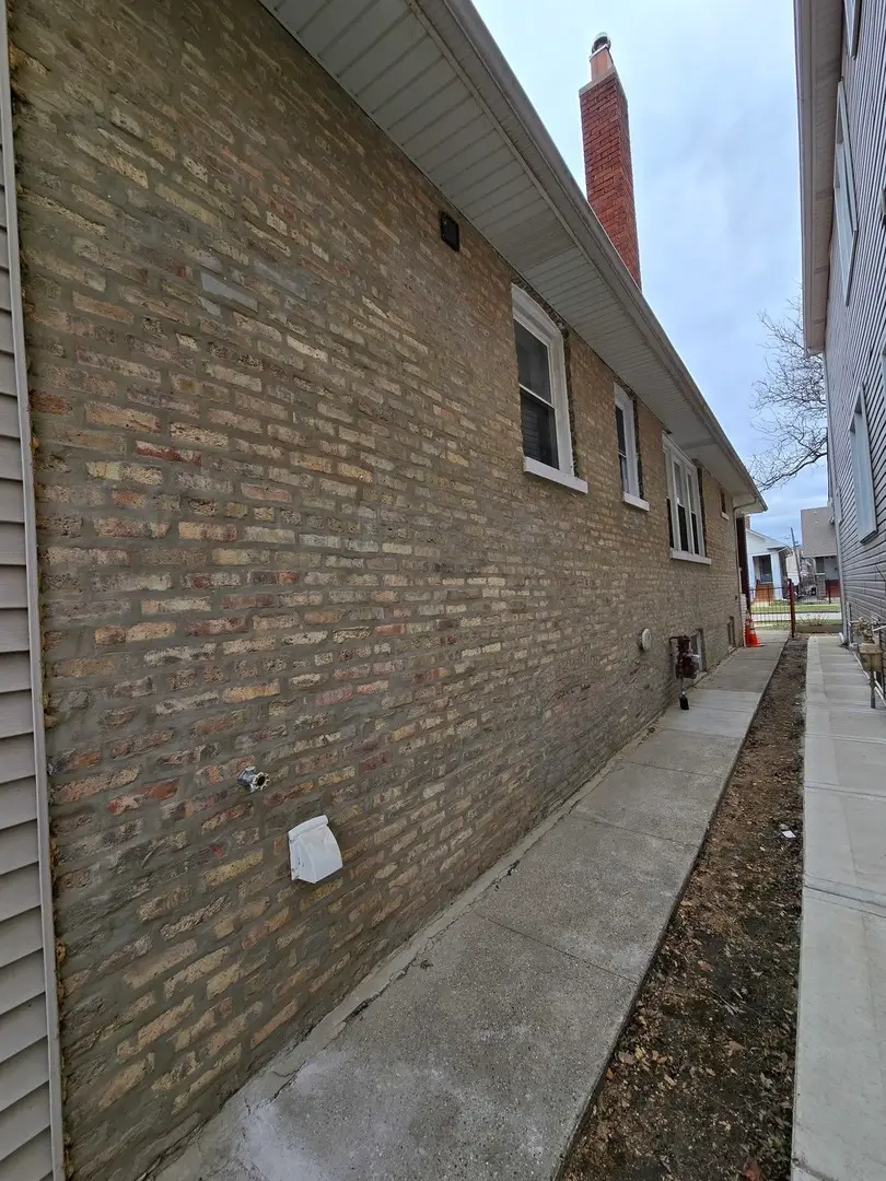 5405 W Haddon Avenue, Chicago, IL 60651 - #3