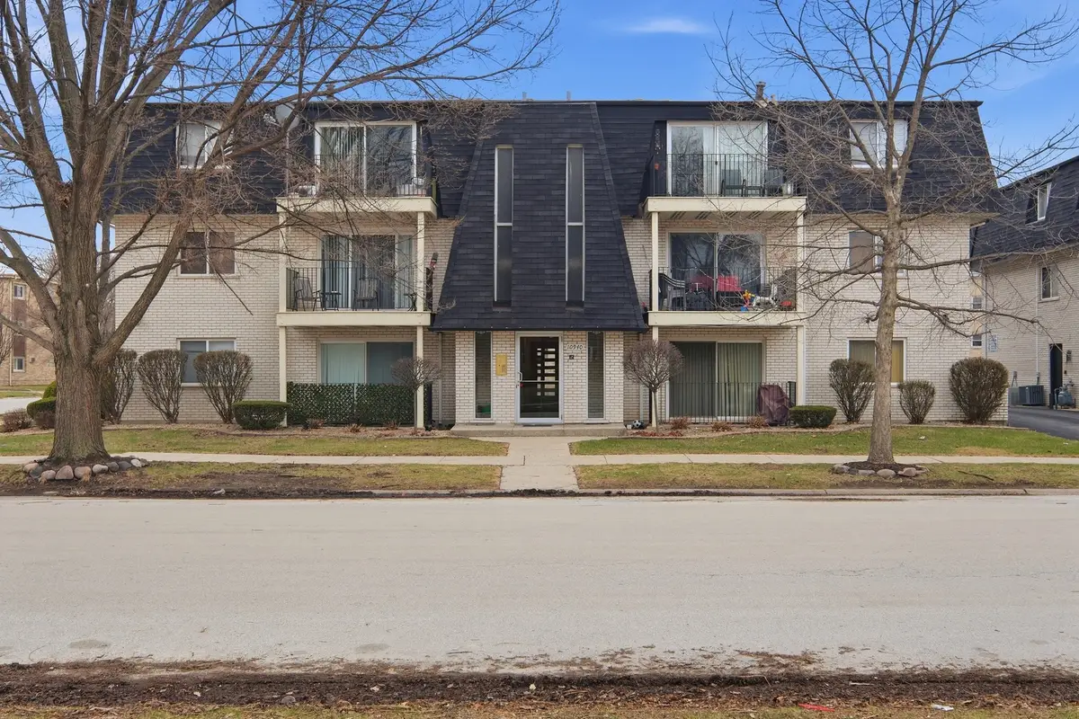 10940 Kilpatrick Avenue #3B, Oak Lawn, IL 60453 - #1