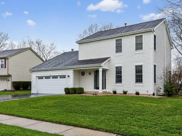 702 Pinehurst Drive, North Aurora, IL 60542