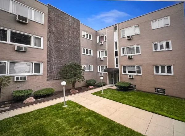 Address Withheld By Seller, Chicago, IL 60619