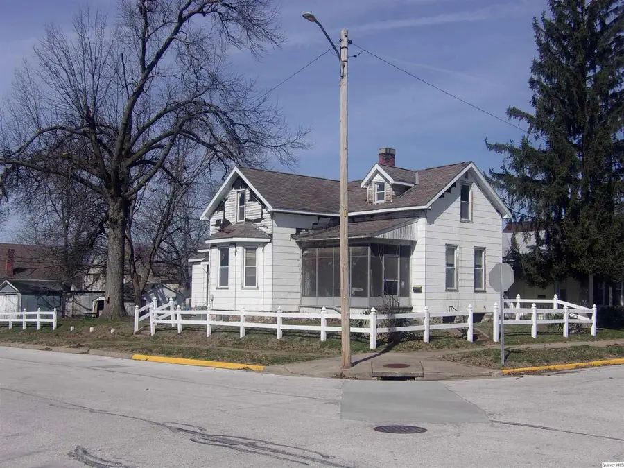 740 S 14th, Quincy, IL 62301 - #3