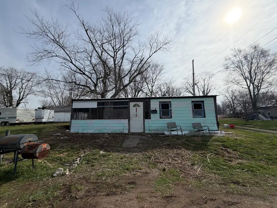 538 N Austin Street, Paris, IL 61944 - #2