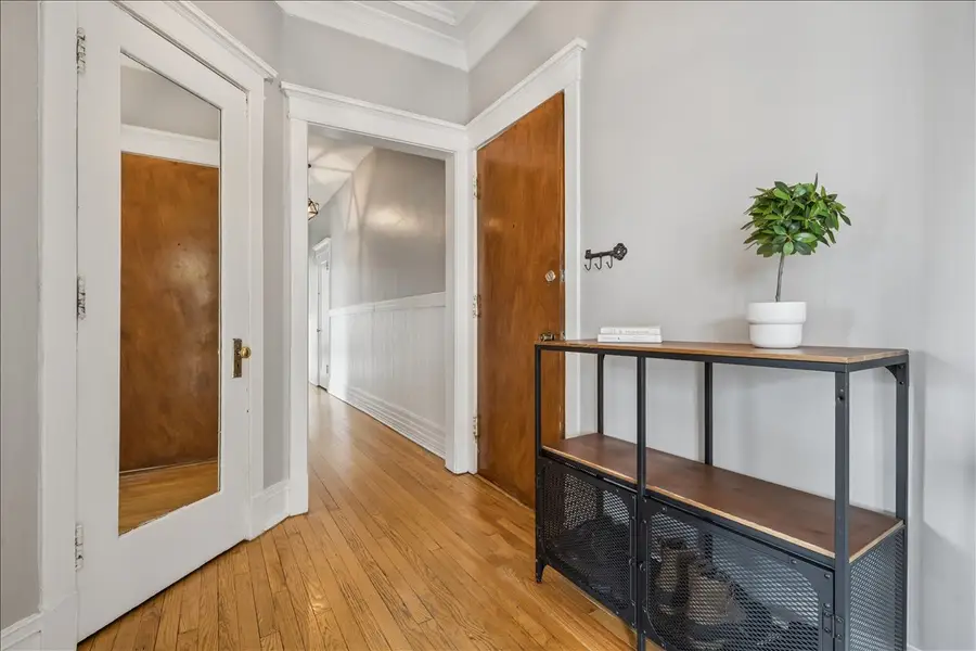 5142 S Greenwood Avenue #2, Chicago, IL 60615 - #3