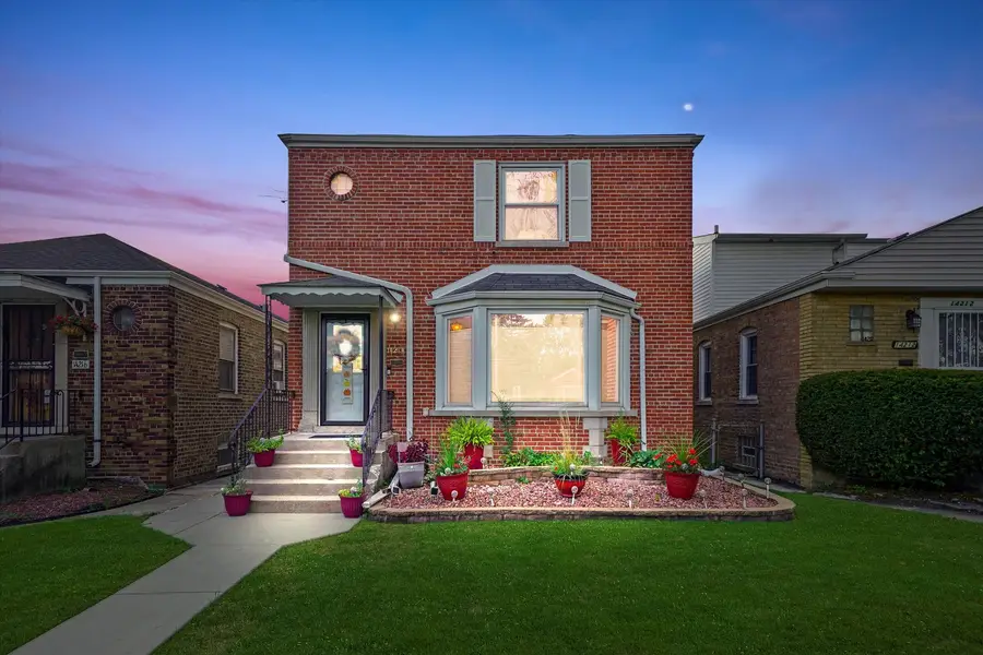 14214 S Parnell Avenue, Riverdale, IL 60827 - #2