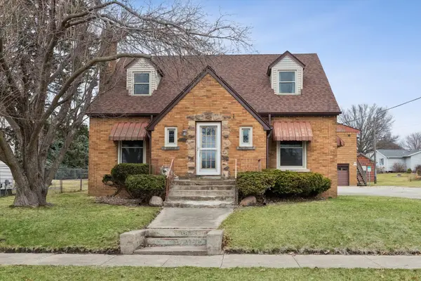 208 E Vine Street, Wheatland, IA 52777