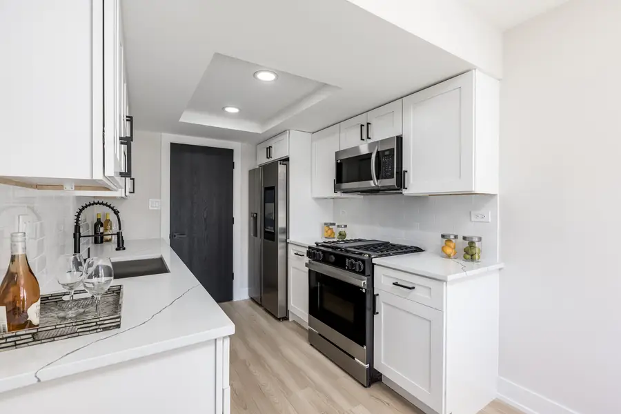 7114 Olde Gatehouse Road, Tinley Park, IL 60477 - #3