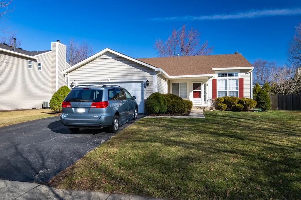 1882 Blossom Ridge Drive, Bolingbrook, IL 60490 - #1