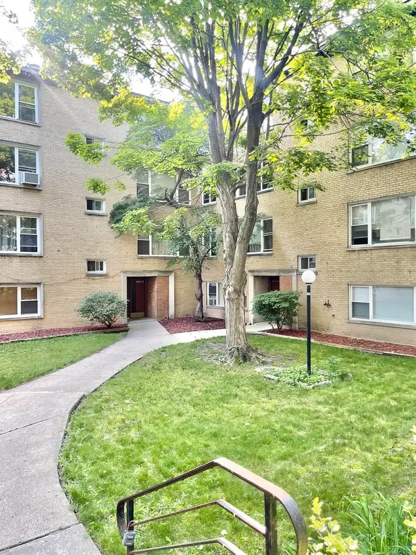 6146 N Damen Avenue #GH, Chicago, IL 60659