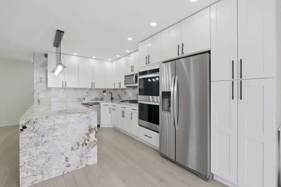 2198 N Oakbrook Circle #2198, Palatine, IL 60074 - #2