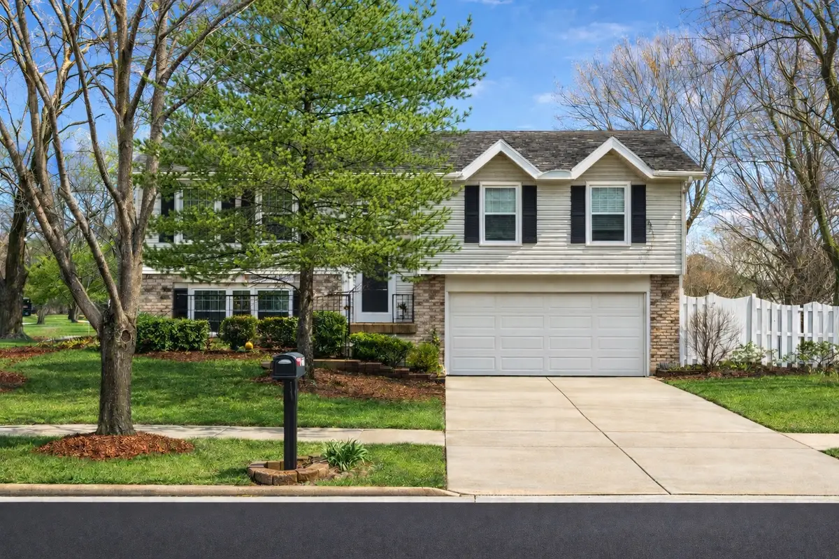 128 S Birchwood Drive, Naperville, IL 60540 - #1