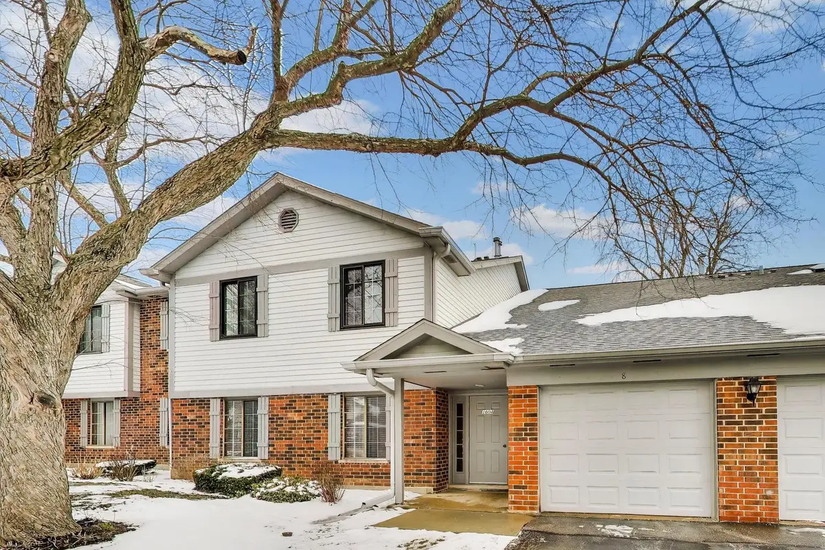 1604 W Partridge Court #8, Arlington Heights, IL 60004 - #1