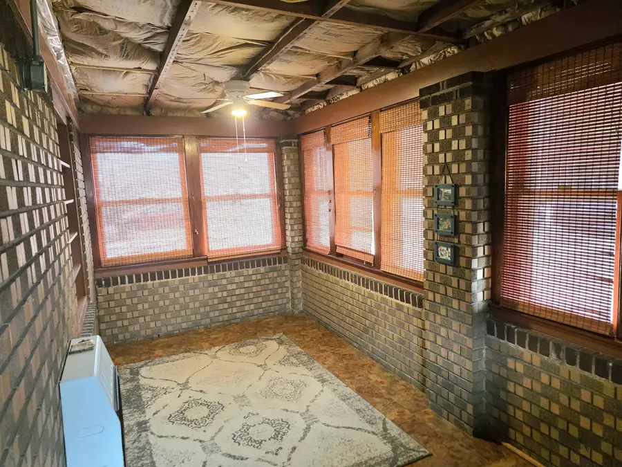 2215 Benderwirt Avenue, Rockford, IL 61103 - #2