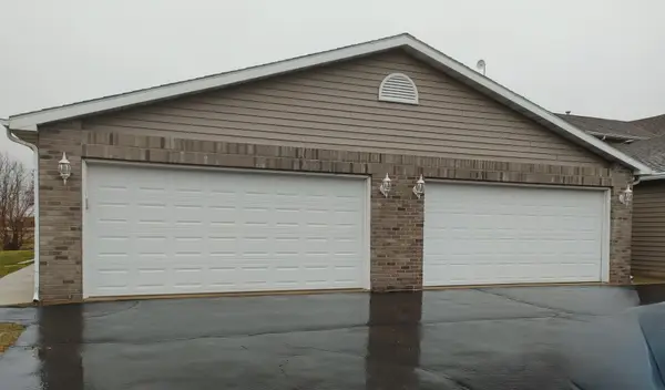 150 N Wooster Street #9, Capron, IL 61012