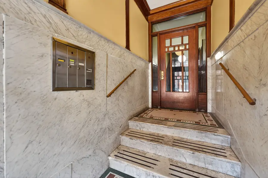 5474 S Everett Avenue #1N, Chicago, IL 60615 - #3