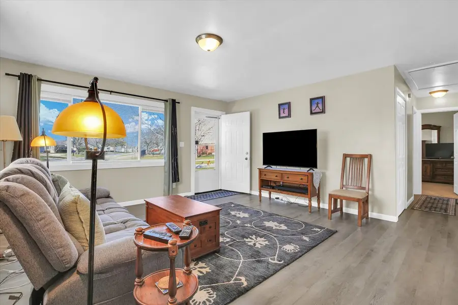 1902 Garden Hills Drive, Champaign, IL 61821 - #2