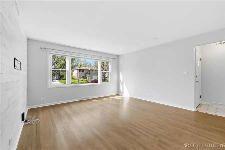 1909 Forrest Boulevard, Saint Charles, IL 60174 - #3