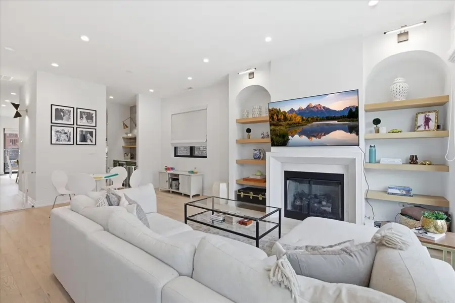 1244 N Greenview Avenue #2, Chicago, IL 60642 - #3