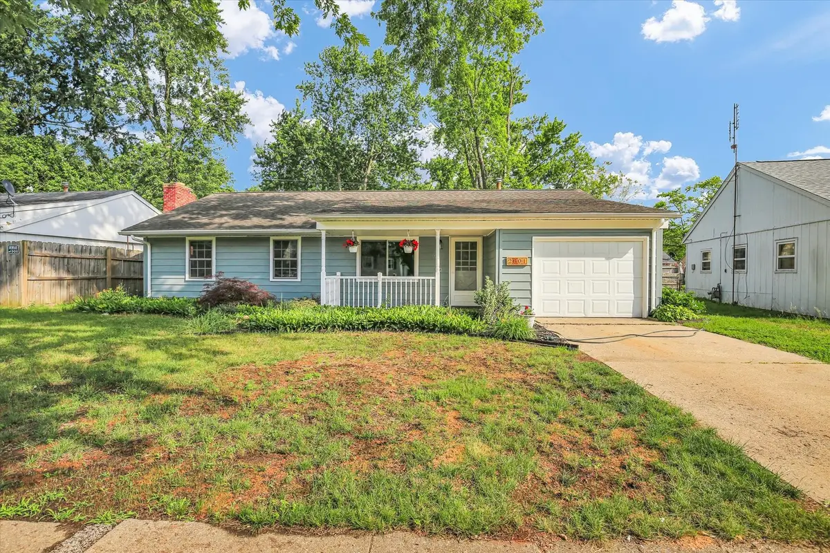 2801 Sangamon Drive, Champaign, IL 61821 - #1