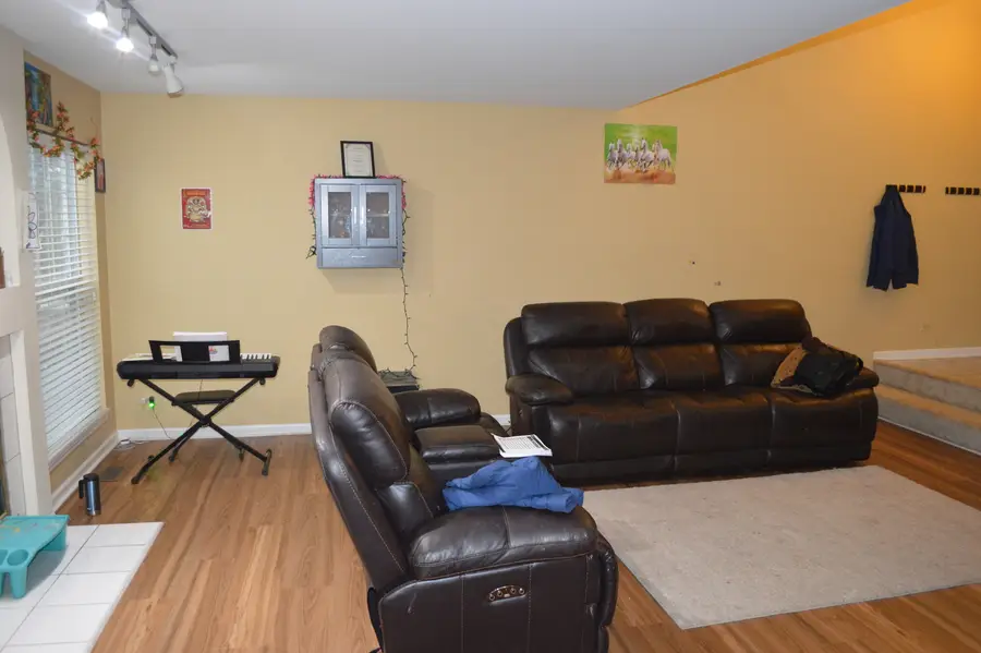 4791 Amber Circle, Hoffman Estates, IL 60192 - #3