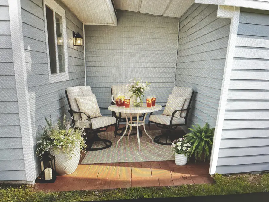 11 Helm Road, Carpentersville, IL 60110 - #3