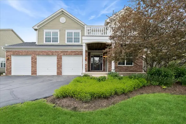 Address Withheld By Seller, Elgin, IL 60124