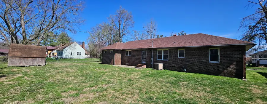 209 N Reader Street, Mounds, IL 62964 - #3