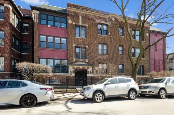 3707 N Wilton Avenue #2, Chicago, IL 60613
